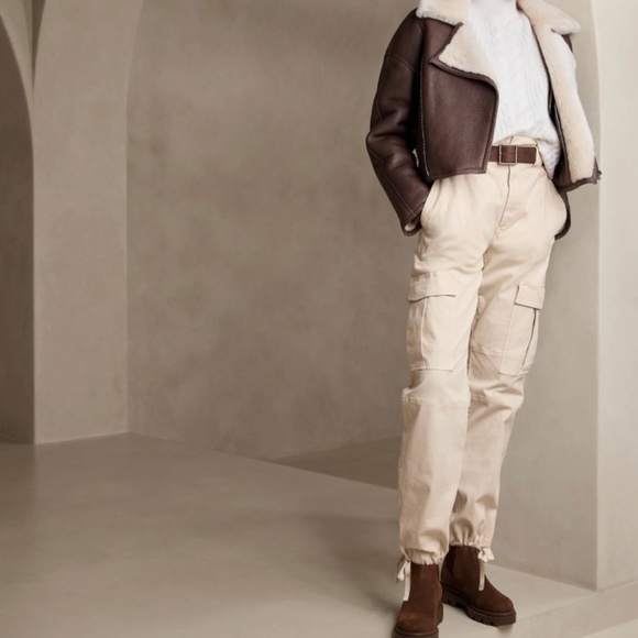 NWT Banana Republic Sierra Moleskin Cargo Pants, Cream/White, Petite 0-2 - Picture 3 of 10